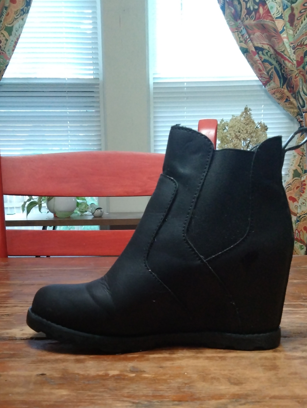 Universal Thread Black Wedge Ankle Boots